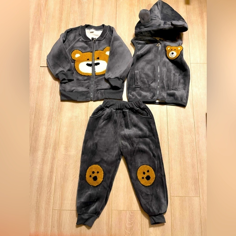 Set of 3 kids boys/ girls warm thick jacket/vest pants sweatshirt size 3-5 y